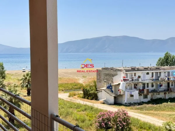 Vlore, shitet apartament 2+1+Ballkon Kati 3, 96 m² 155.000 € (Rruga Sazani)