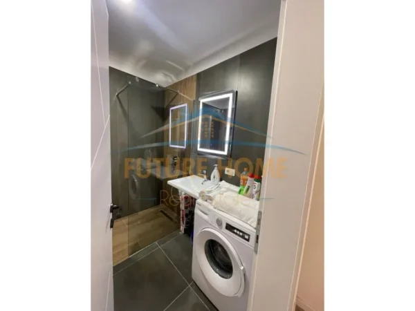 Tirane, jepet me qera apartament 1+1 Kati 8, 54 m² 450 € (Teodor Keko, Unaza e Re, Tirane)