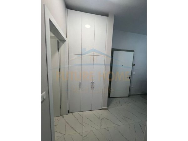 Tirane, jepet me qera apartament 1+1 Kati 6, 68 m² 600 € (Ish Fusha e Aviacionit, Tirane)