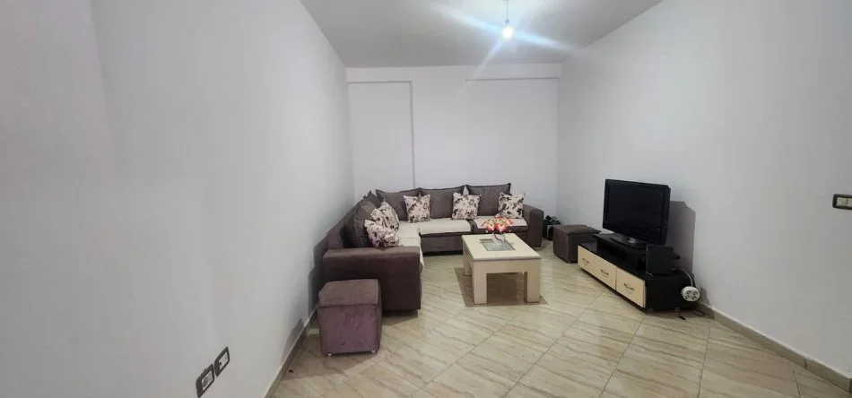 Tirane, jepet me qera apartament 2+1 Kati 3, 90 m² 320 € (Fresk)