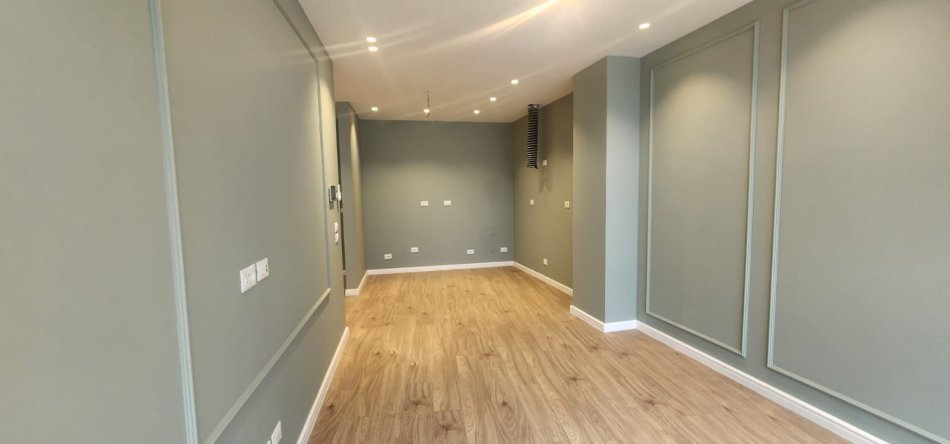 Tirane, jepet me qera apartament 2+1+Ballkon Kati 6, 81 m² 1.400 € (tek Lake View)
