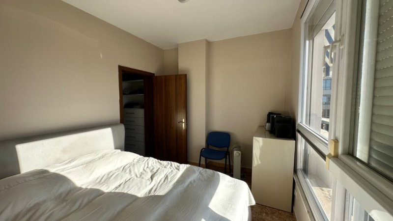 Tirane, jepet me qera apartament+verande | Penthouse 1+1+Aneks+Ballkon Kati 11, 145 m² 1.300 € (Ne Bllok)