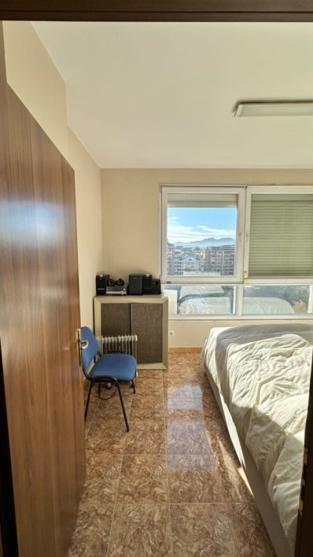 Tirane, jepet me qera apartament+verande | Penthouse 1+1+Aneks+Ballkon Kati 11, 145 m² 1.300 € (Ne Bllok)