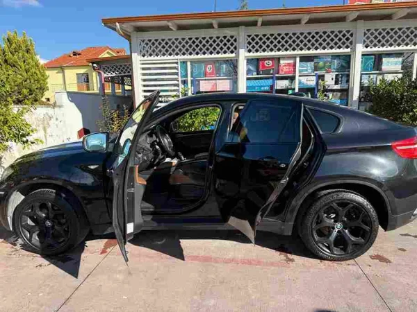 Tirane, shes SUV | Fuoristrad | Xhip BMW x6 Nafte, e zeze automatik Kondicioner 300.000 km 11.000 €