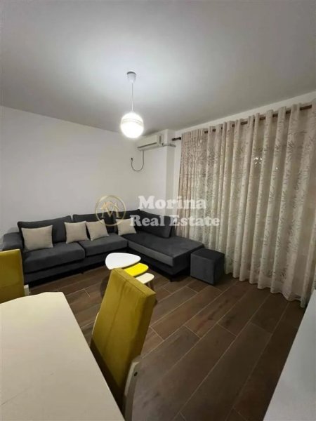Tirane, jepet me qera apartament 1+1 Kati 2, 70 m² 450 € (Astir)