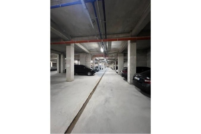 Tirane, jepet me qera apartament 2+1 Kati 3, 124 m² 904 € (QIRA APARTAMENT 2+1+2 ISH PROFARMA!)