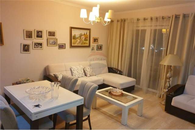 Tirane, jepet me qera apartament 1+1+BLK Kati 7, 73 m² 500 Euro (Rruga Kavajes)