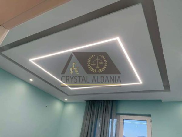 Tirane, jepet me qera apartament 3+1+BLK Kati 2, 130 m² 50.000 Leke (rruga namik resuli)