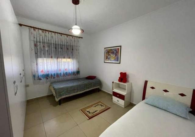 Tirane, jepet me qera apartament 2+1+BLK Kati 1, 95 m² 37.000 Leke (MUZAKET)