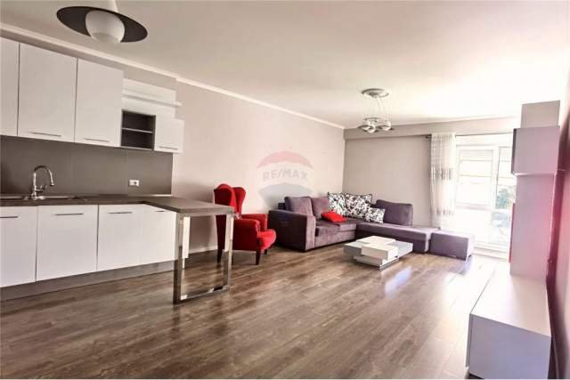 Tirane, shitet apartament 2+1 93 m² 153.000 Euro (21 Dhjetori)