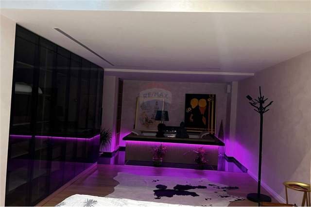 Tirane, jepet me qera apartament 4+1+BLK 200 m² 1.800 Euro (RRUGA PETI)