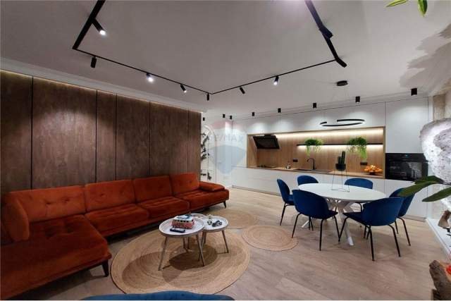 Tirane, jepet me qera apartament 2+1 104 m² 1.500 Euro (DON BODKO)