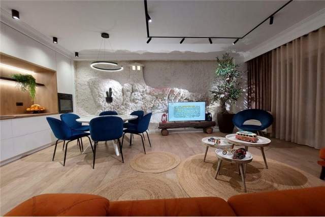 Tirane, jepet me qera apartament 2+1 104 m² 1.500 Euro (DON BODKO)