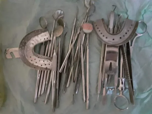 Tirane, Mjete dentare