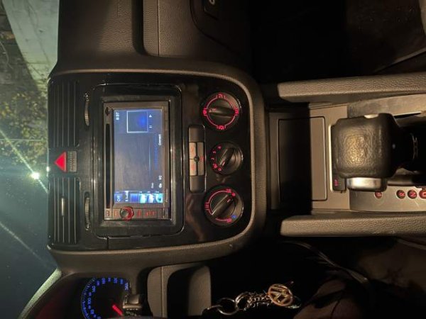 Tirane, shes makine Volkswagen Golf 5 Viti 2008, 5.500 Euro