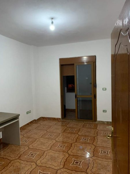 Tirane, jepet me qera apartament 3+1+BLK Kati 2, 100 m² 30.000 Leke (rruga Jordan Misja)