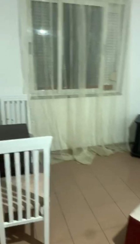Tirane, jepet me qera apartament 1+1+BLK Kati 4, 70 m² 330 Euro (rruga Kavajes)