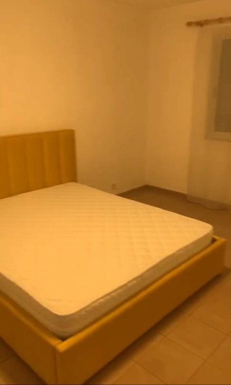 Tirane, jepet me qera apartament 1+1 Kati 4, 70 m² 40.000 Leke (Komisariati numer 2)