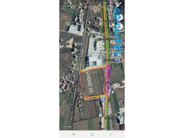 Shesim toke me siperfaqe 7410m2 buze autostrades (maminas)