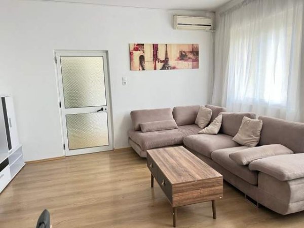 Tirane, jepet me qera apartament 2+1+A Kati 2, 95 m² 450 Euro (FARMACIA 10)