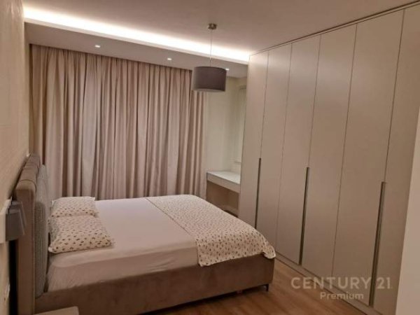 Tirane, jepet me qera apartament 2+1+A+BLK Kati 3, 125 m² 1.200 Euro (Zogu i zi, Foleja e Gjelber)