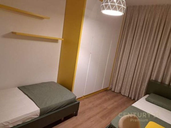 Tirane, jepet me qera apartament 2+1+A+BLK Kati 3, 125 m² 1.200 Euro (Zogu i zi, Foleja e Gjelber)