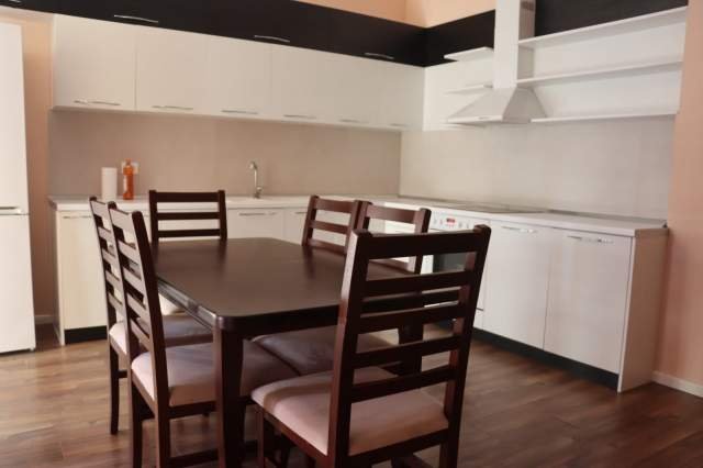 Tirane, jepet me qera apartament 2+1+A+BLK Kati 8, 100 m² 800 Euro (21 dhjetori)