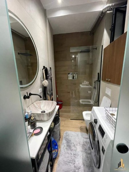 Tirane, jepet me qera apartament 1+1+A+BLK Kati 3, 62 m² 900 Euro (Rruga Abdyl Frasheri , Bllok)