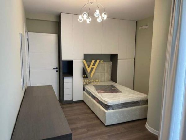 Tirane, jepet me qera apartament 3+1+A+BLK Kati 2, 150 m² 1.000 Euro (KODRA E DIELLIT)