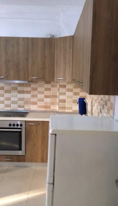 Tirane, jepet me qera apartament 1+1+BLK Kati 3, 65 m² 33.000 Leke (Astir, 2 Rotondot prane Ozone)