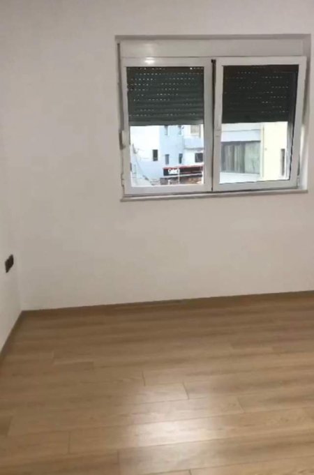 Tirane, shitet apartament Kati 2, 140.000 Euro (GRIGOR HEBA)