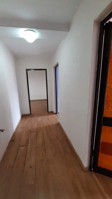 Tirane, ofert apartament 3+1+BLK Kati 4, 96 m² 130.000 Euro (Pazari i Ri)