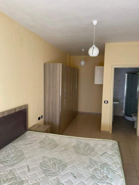 Tirane, jepet me qera apartament Kati 5, 96 m² 40.000 Leke