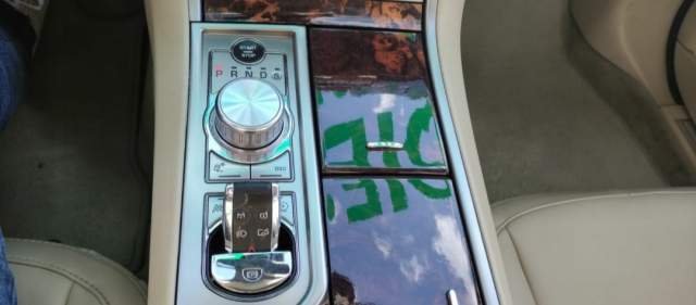 Tirane, shes makine Jaguar Viti 2010, 5.800 Euro