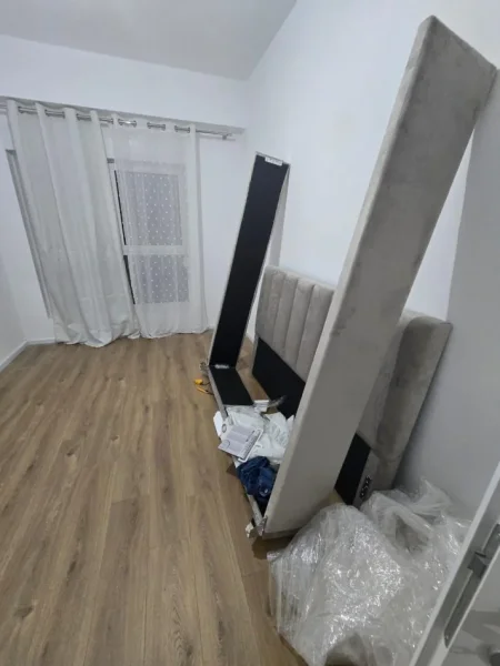 Tirane, jepet me qera apartament 1+1+Ballkon Kati 5, 60 m² 400 € (Ali Dem ( kompleksi Kaimi))