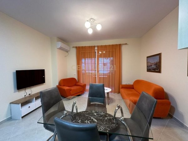 Tirane, jap me qera apartament 2+1 , 85 m² 580 € (Kodra e Diellit)