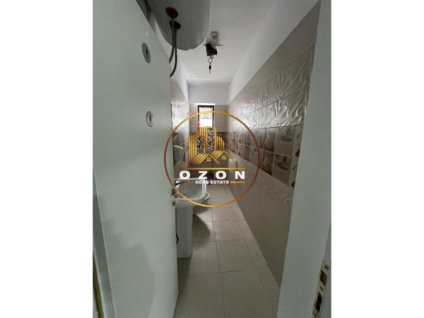 Ambient Biznesi me Qera tek Rruga Kavajes, Tirane!