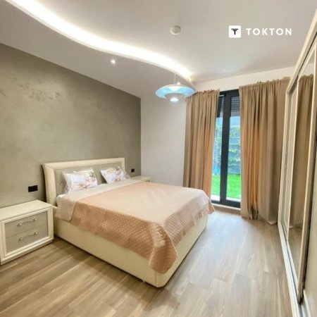 Tirane, jepet me qera 2+1 Kati 0, 256 m² 1.700 € (Rezidenca Holisoft Sofia, TEG, Tiranë, TT 1195)