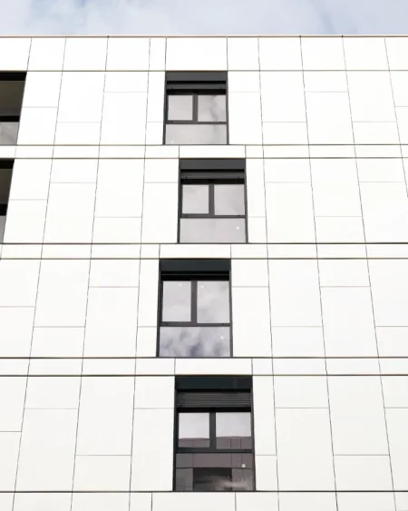 Tirane, shes apartament 2+1+Ballkon + Post Parkimi Kati 5, 118 m² 180.000 €+ (Akses Tirana, Dritan Hoxha)