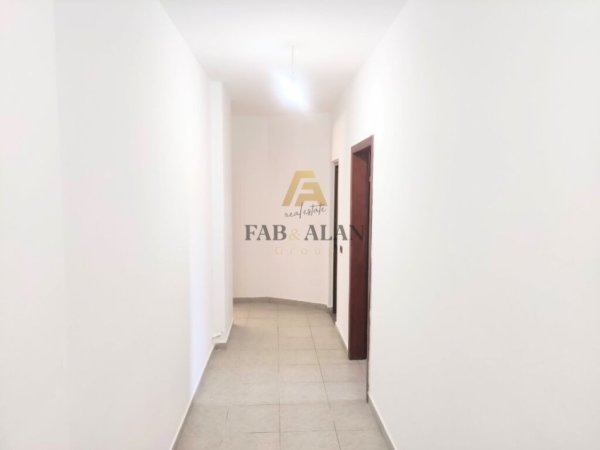 Tirane, shitet apartament 2+1 Kati 5, 100 m² 97.000 € (Fresku, prane Thesarit)