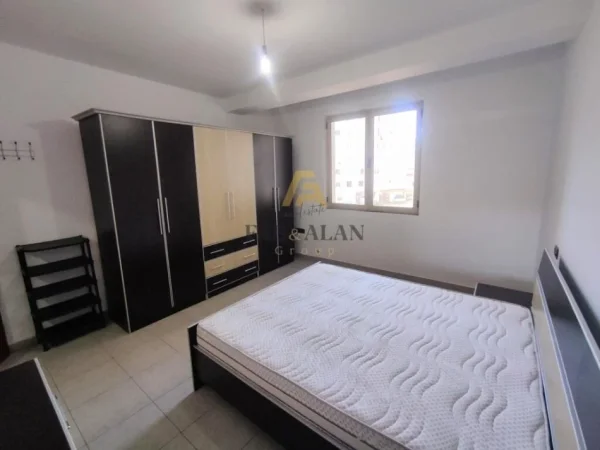 Tirane, shitet apartament 2+1 Kati 5, 100 m² 97.000 € (Fresku, prane Thesarit)