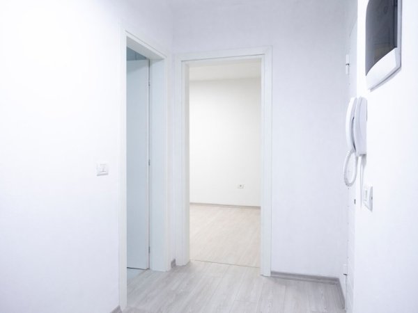 Tirane, jepet me qera Kati 2, 95 m² 1.050 € (sheshi willson)