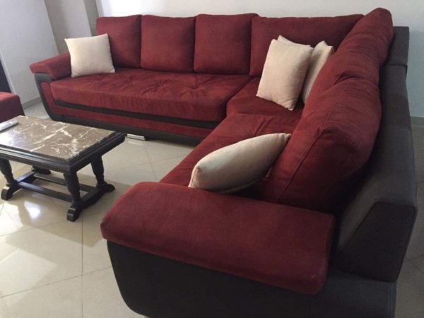 Tirane, jepet me qera apartament 1+1+Ballkon Kati 3, 88 m² 400 € (Loni Ligori)