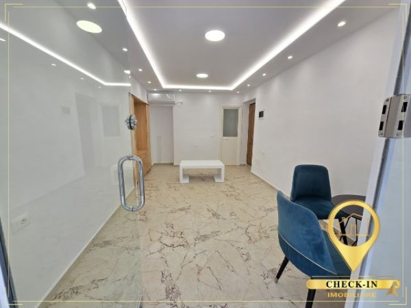 Tirane, shitet dyqan Kati 0, 30 m² 150.000 € (21 Dhjetori, prane Joenes)
