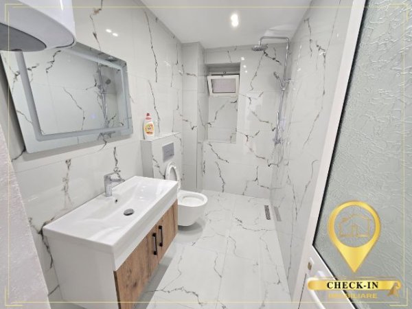 Tirane, shitet dyqan Kati 0, 30 m² 150.000 € (21 Dhjetori, prane Joenes)
