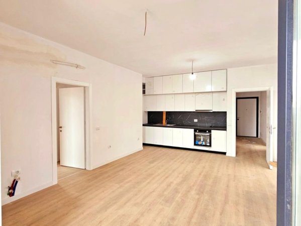 JEPET ME QERA: APARTAMENT 2+1+Ballkon Kati 6, 120 m² 500 €/MUAJ****  ( 📍 Fusha e Avacionit - Parku)