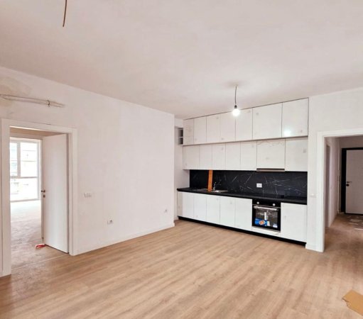 JEPET ME QERA: APARTAMENT 2+1+Ballkon Kati 6, 120 m² 500 €/MUAJ****  ( 📍 Fusha e Avacionit - Parku)