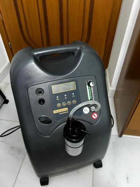 Tirane, shes pajisje mjekesore Aparat për prodhim Oksigjeni 5 litër/min 380 €