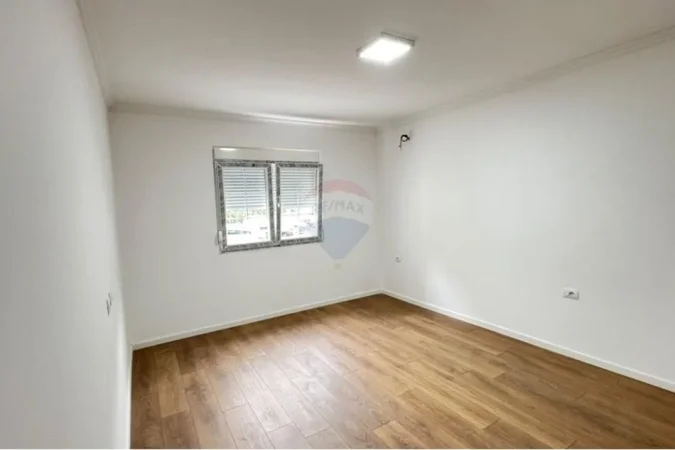 Tirane, shitet apartament 1+1 Kati 1, 60 m² 98.000 € 