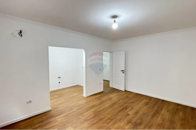Tirane, shitet apartament 1+1 Kati 1, 60 m² 98.000 € 